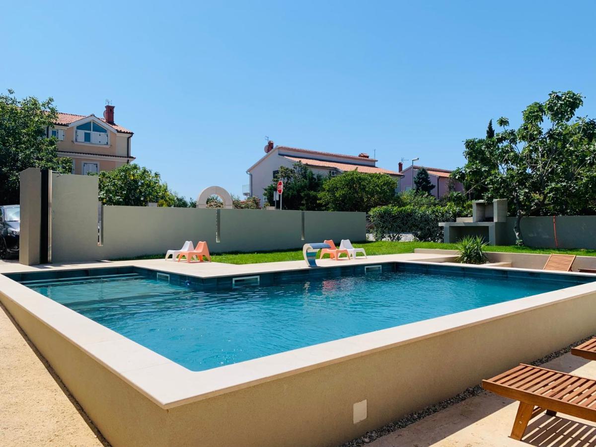 Linc Rooms & Apartments Banjole Exterior foto